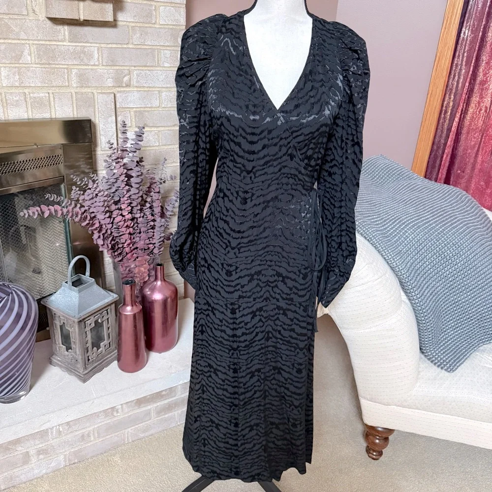 H&M Wrap Dress - Black Zebra Print - Picture 1 of 10